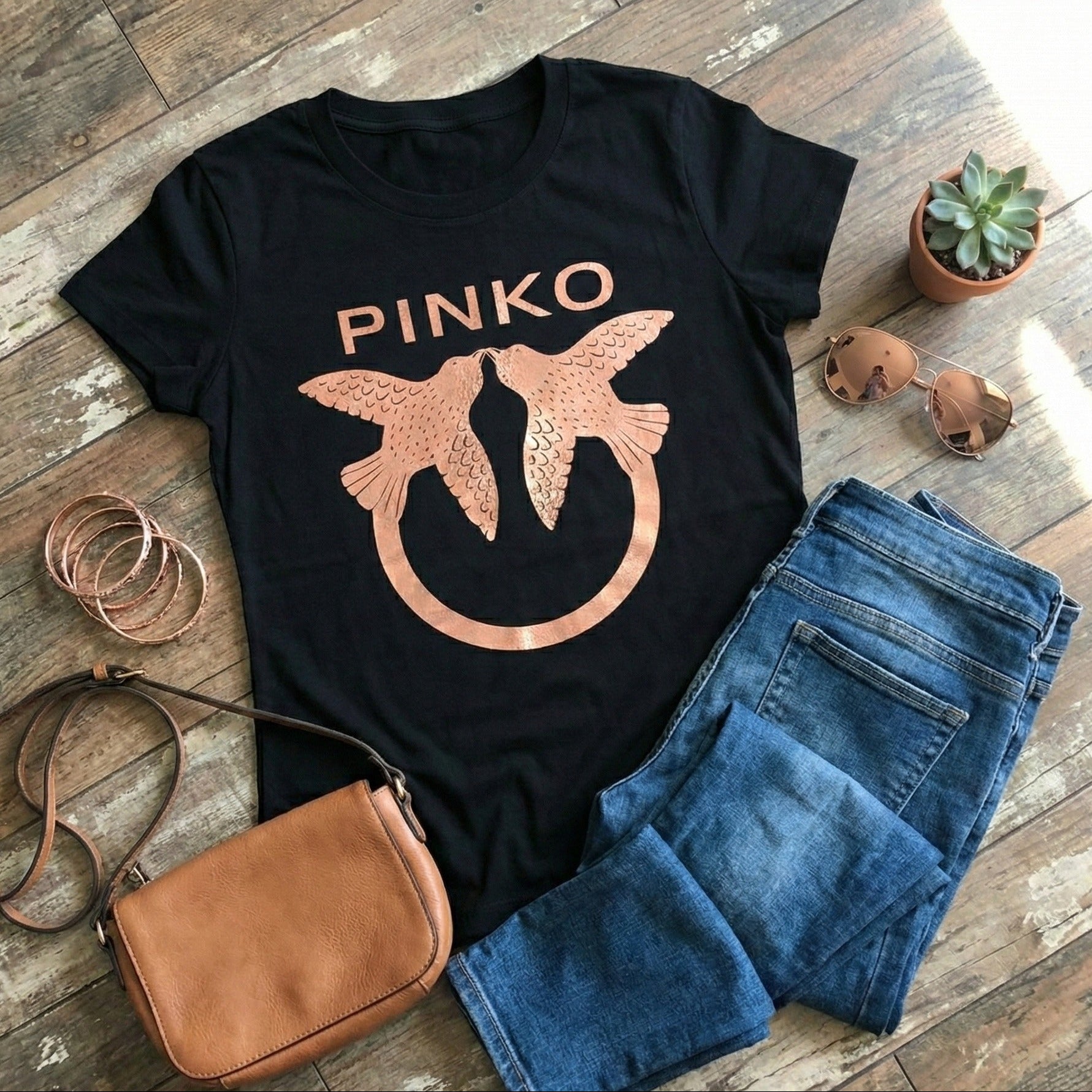 Тениска с розово златен принт PK07