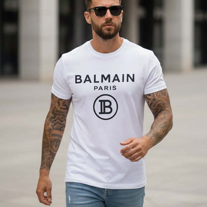 Бяла мъжка тениска с черно лого Balmain Paris и монограм на гърдите