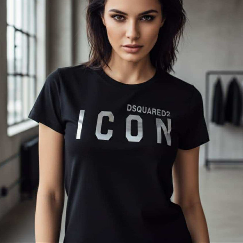 Тениска със сребърен принт DSQ67