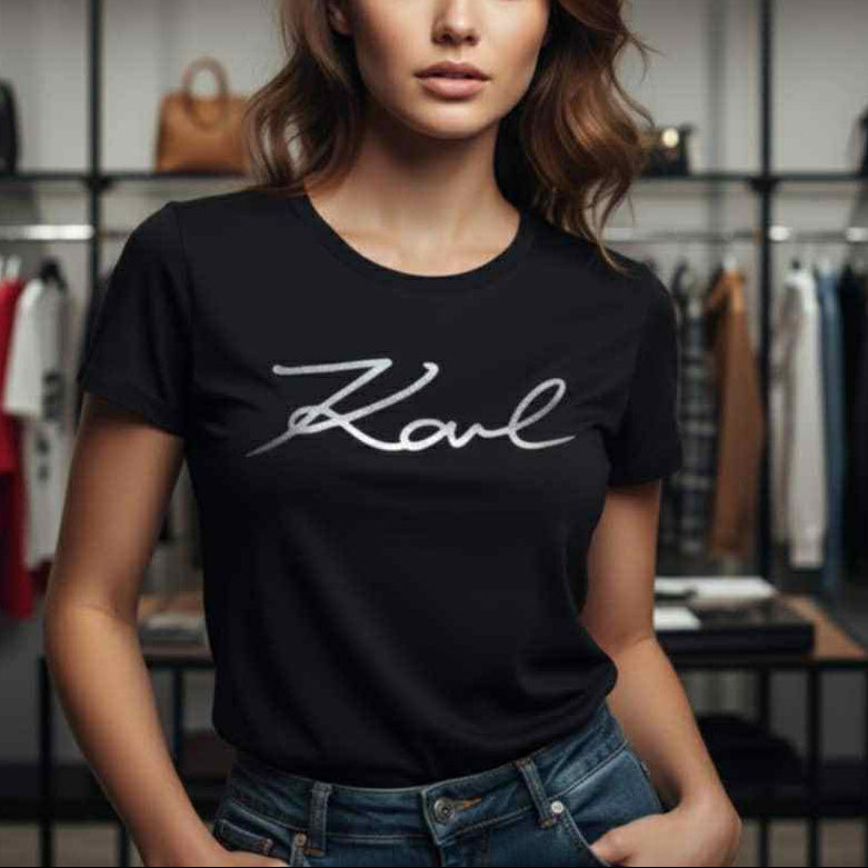 Тениска със сребърен принт KL38