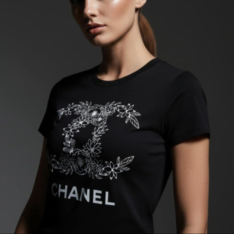 Тениска със сребърен принт CH03